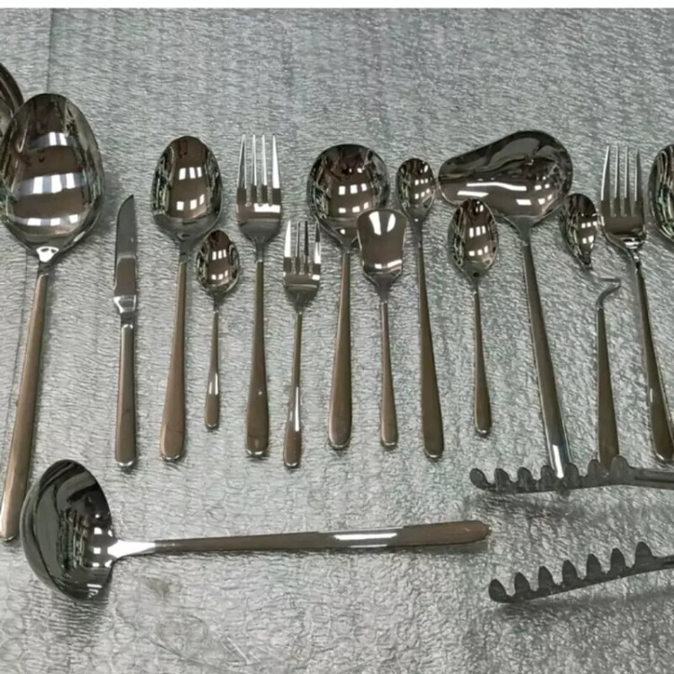 سرویس قاشق چنگال ۲۴ نفره ۱۴۴ پارچه بیزانس مدل دونا