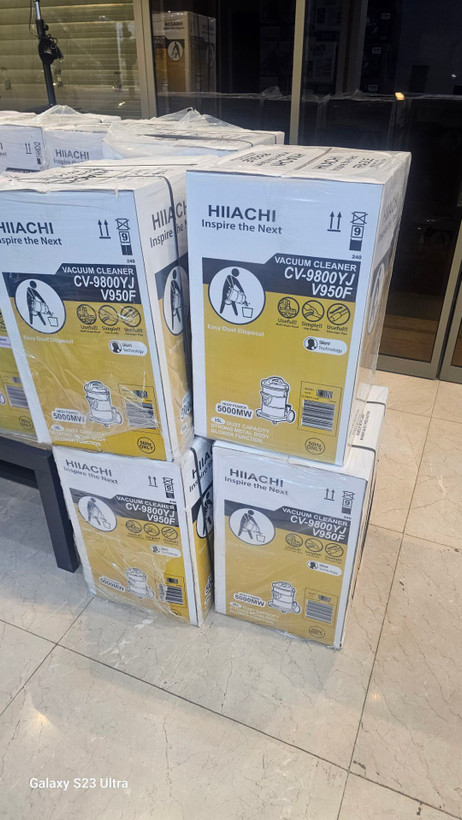 جاروبرقی سطلی هیاچی مدل CV-9800